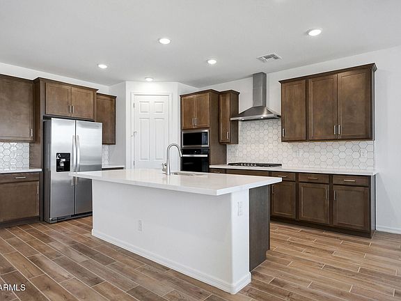 4th image of 18522 W Mohave Street