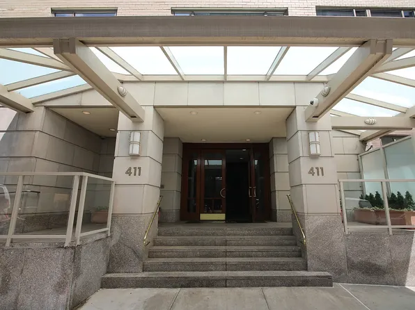 411 East 53rd Street 3B image 7 of 8