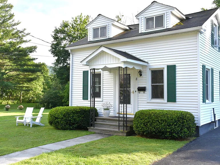 8 Averill St — Photo 9