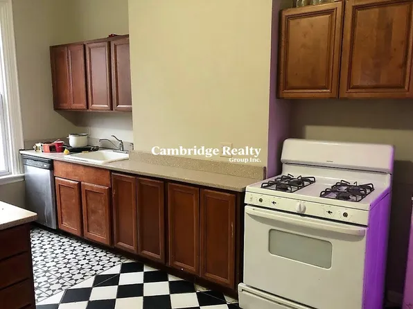 38 Gardner St #T, Allston, MA 02134