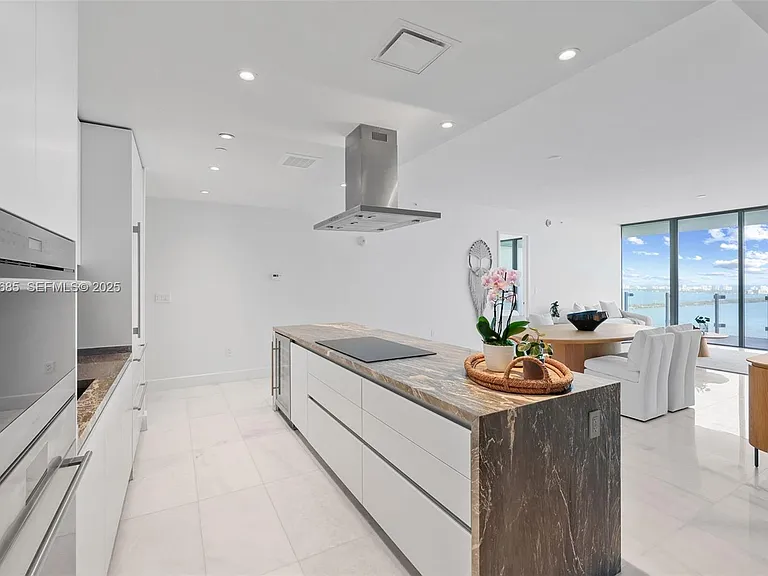 700 NE 26th Ter #3602 — Photo 7
