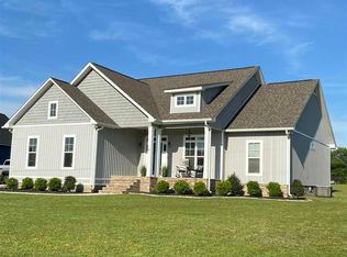 132 Grady Ln, Albertville, AL 35950