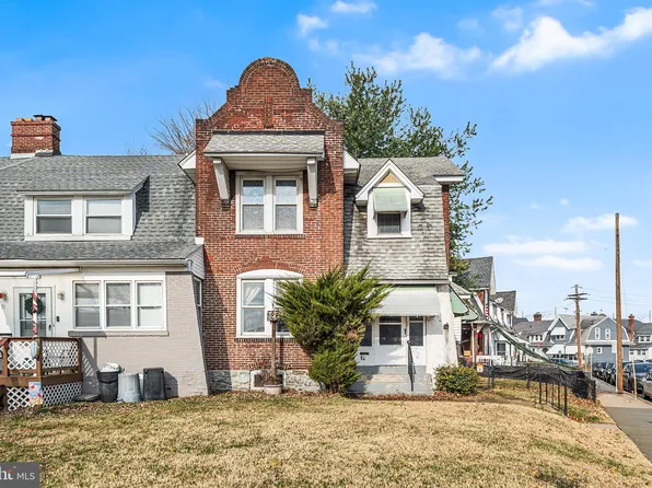 12 Plaza St, Marcus Hook, PA 19061