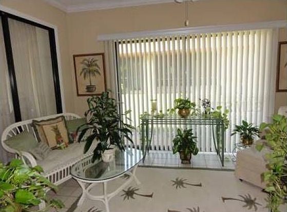 5th image of 2336 Sun Valley Cir