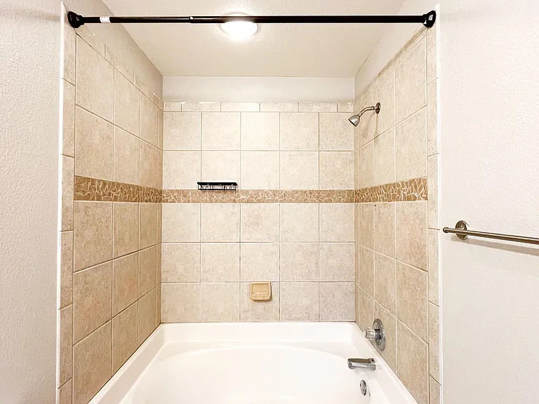 1213 Cinch Dr #A — Photo 24