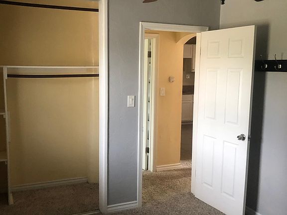 BEDROOM WITH NICE SIZE CLOSET