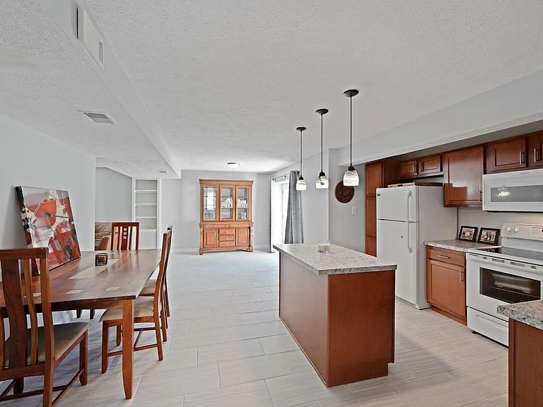 10923 Flintlock Ln — Photo 13