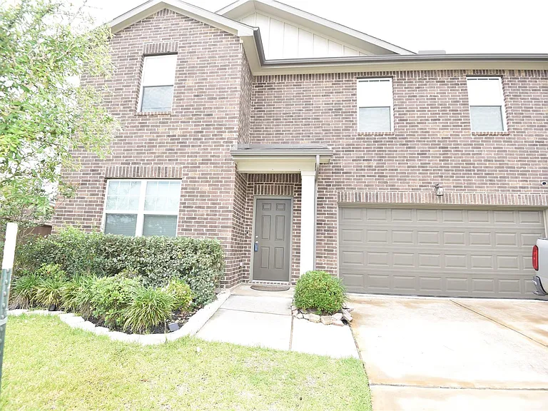 14706 Peaceful Way — Photo 2