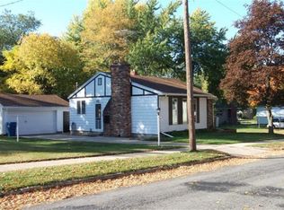1011 W Orange St, Greenville, MI 48838