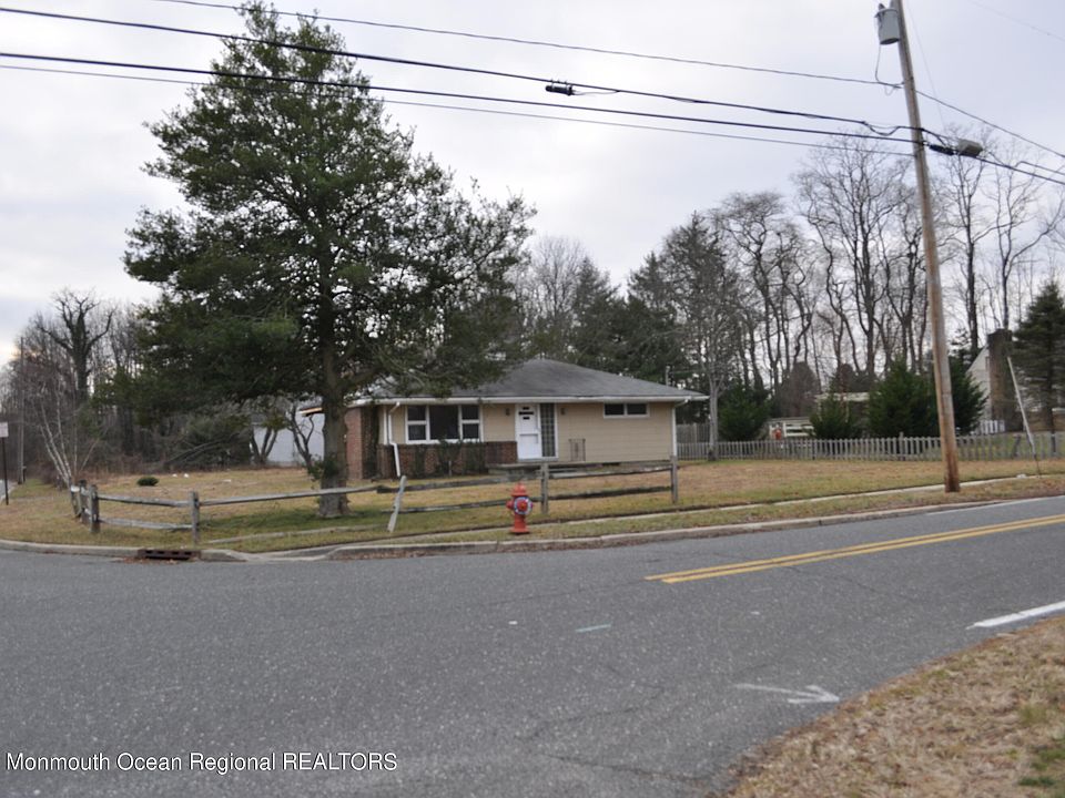80 Shark River Road, Tinton Falls, NJ 07753 Zillow