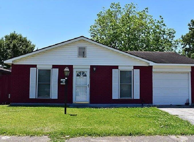 1st image of 1044 Beechwood Dr