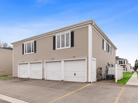 2nd image of 1443 Cove Dr