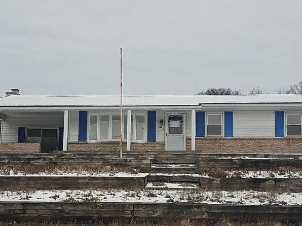 1193 W Market St, Williamstown, PA 17098