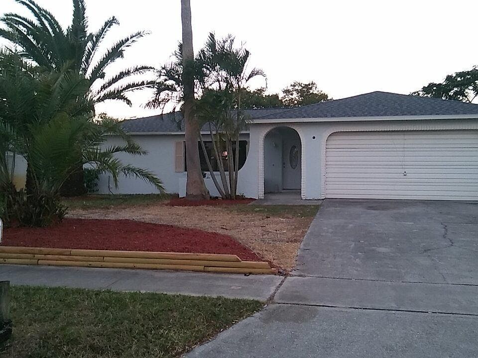 1st image of 2190 Porpoise St