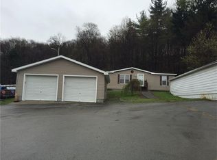 5156 Front St, Jenners, PA 15546