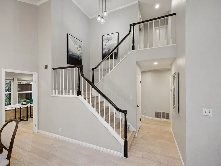 30 Sea Brg — Photo 1