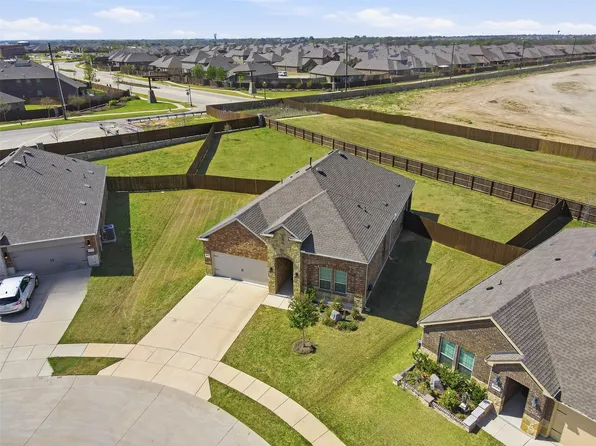 3601 Arabella Way, Aubrey, TX 76227
