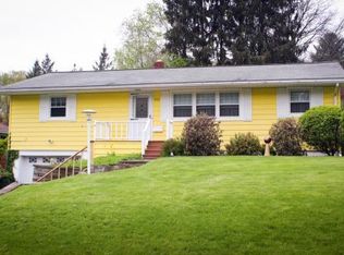 913 Douglas Dr, Endwell, NY 13760