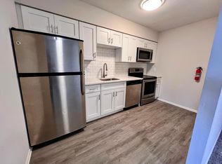 472 State St #B, East Greenville, PA 18041