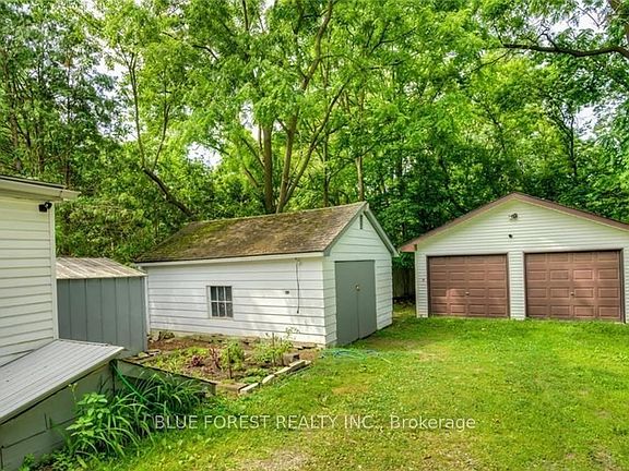 3rd image of 149 Forest Hill Ave