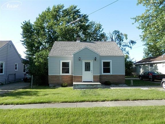 2nd image of 2131 Savoy Ave