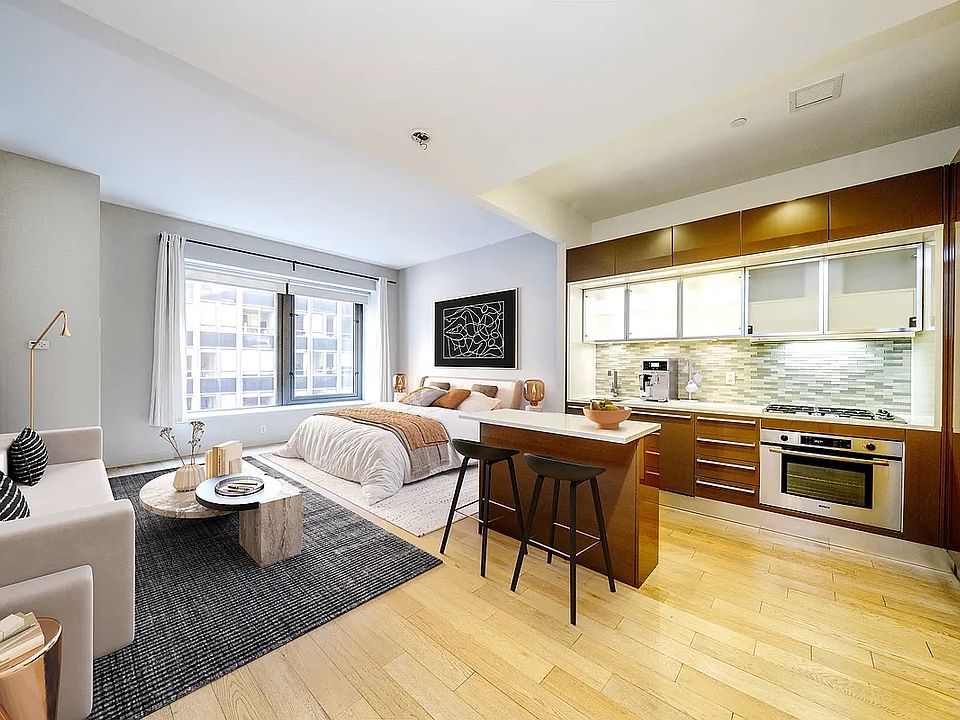 1st image of 75 Wall St APT 21Q