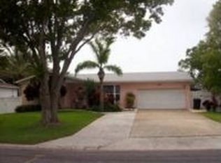 9338 2nd St N, Saint Petersburg, FL 33702