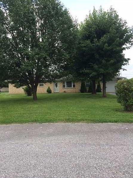 2nd image of 1731 S Vickie Dr
