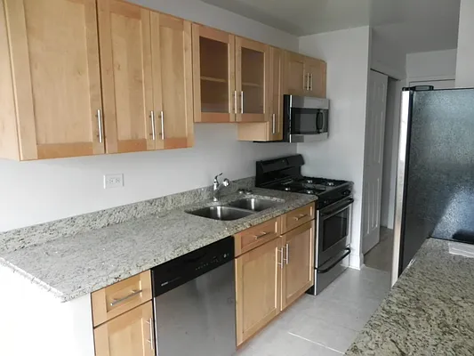 Rented by Stellar Management | media 6