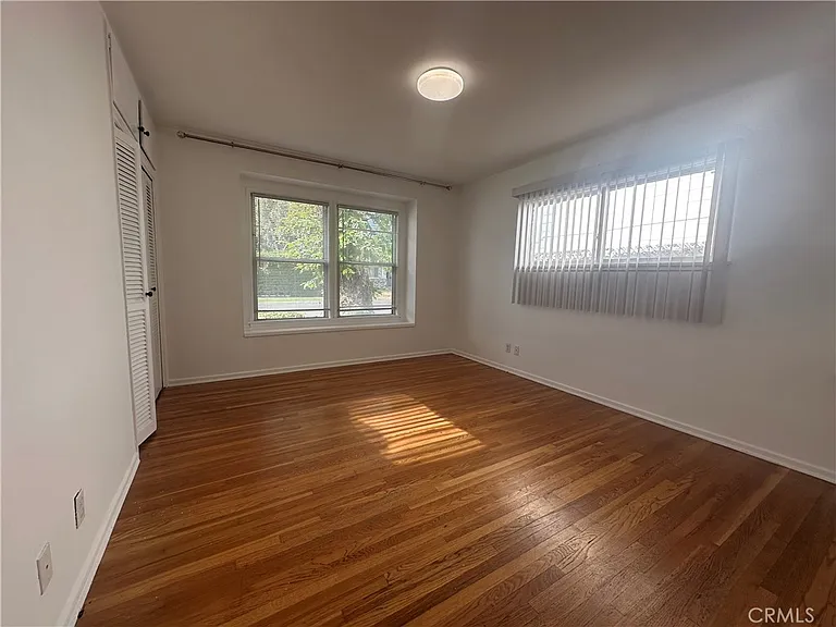 12811 Cumpston St — Photo 15