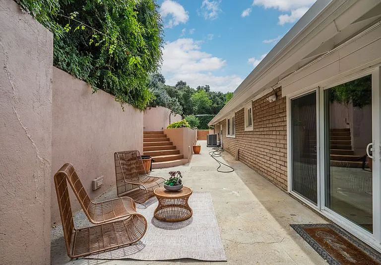 3160 Sepulveda Blvd — Photo 13