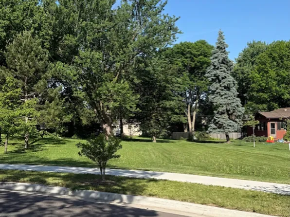 Winona St, Northfield, MN 55057