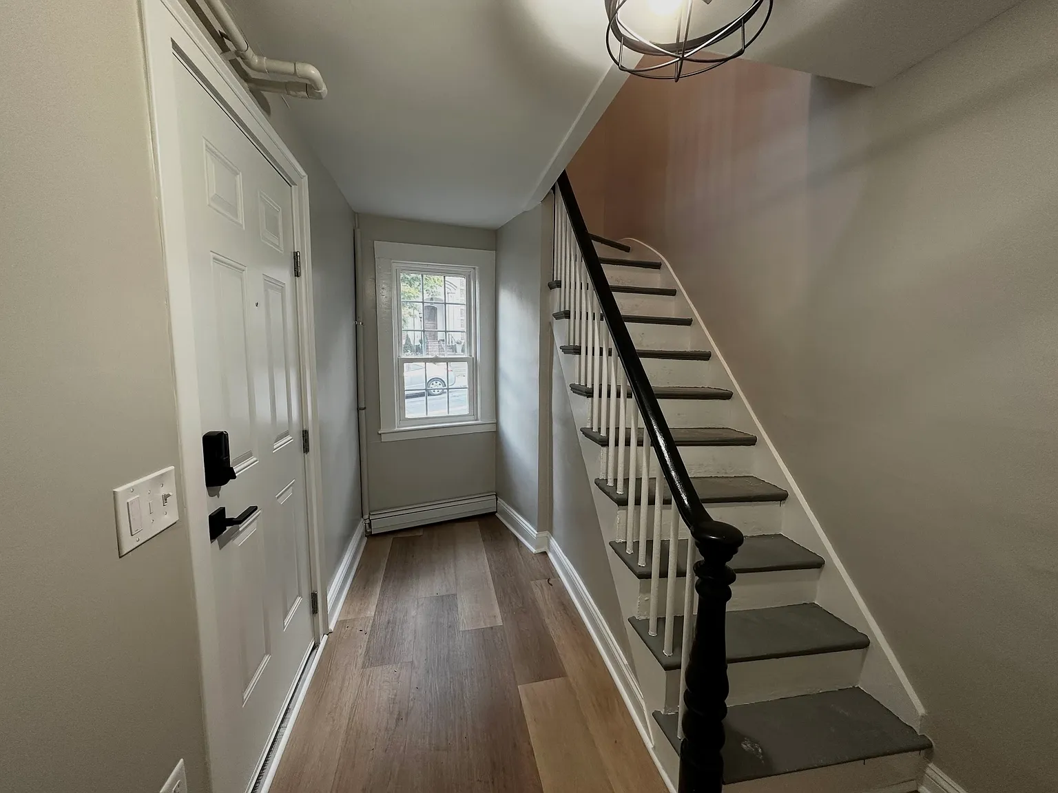 1 bed, 950 sqft, $2,795 — Photo 4