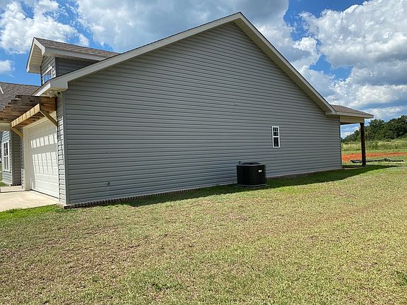2nd image of 281 Borland Ave