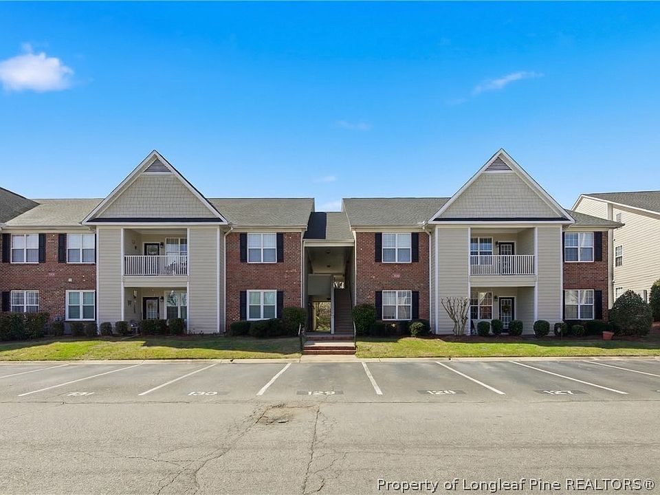 1st image of 3129 Wisteria Ln Unit 202