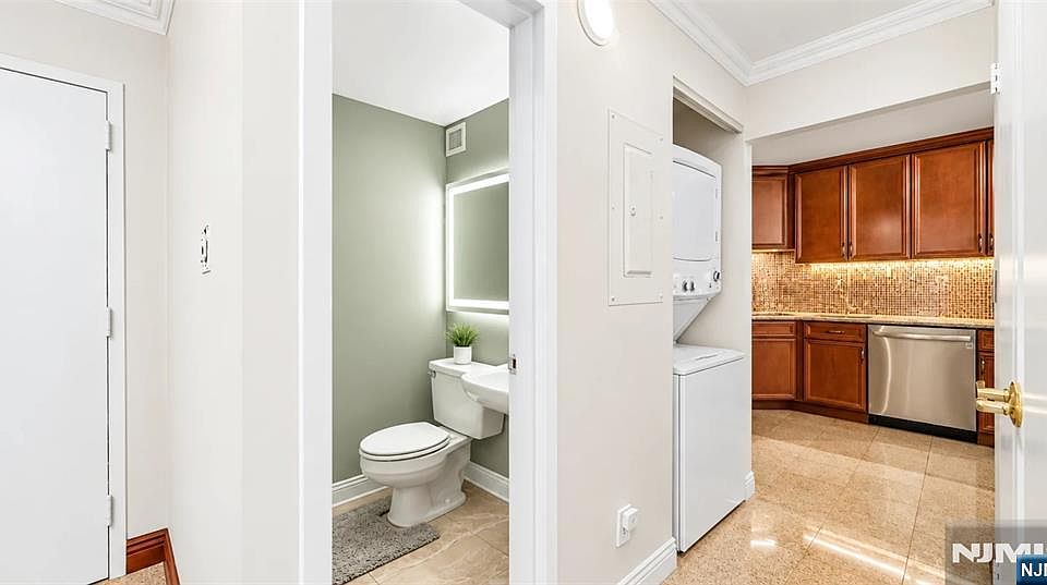 1st image of 1055 River Road #302