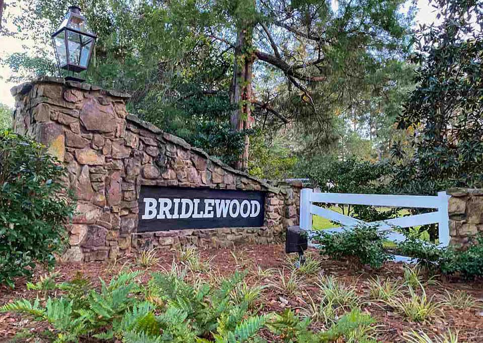 1st image of 108 Bridlewood Dr