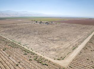 10934 Valpredo Ave, Bakersfield, CA 93313