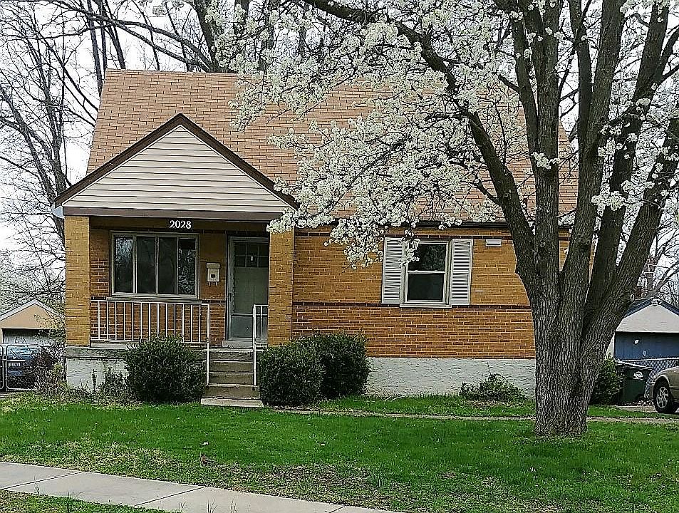 1st image of 2028 Carpenter Dr
