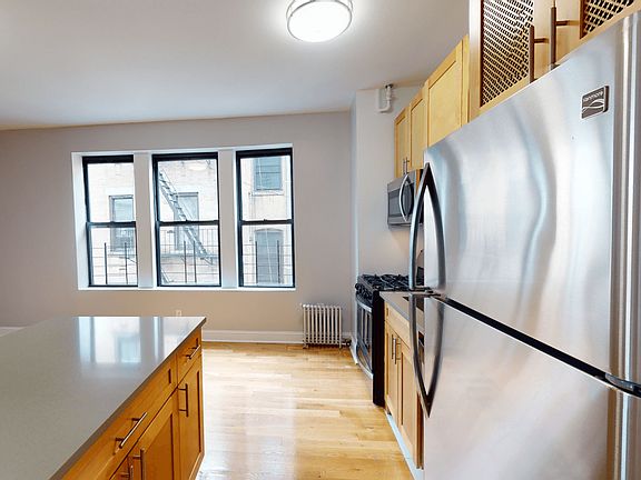 4th image of 1071 St Nicholas Ave APT 53