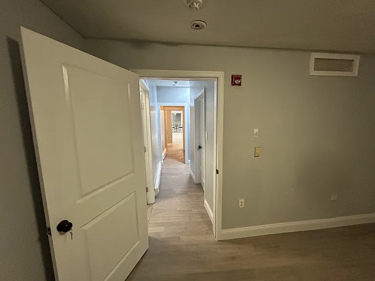173 W Ridge St #4 — Photo 38