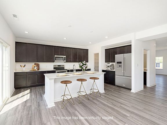 5th image of 10013 Camp Creek Way