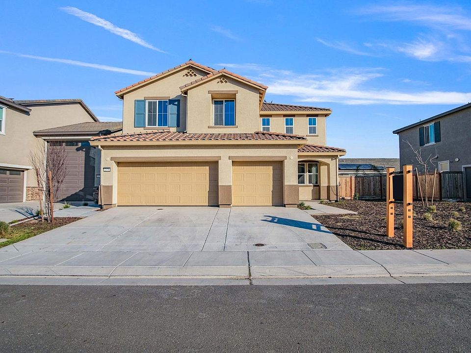 1st image of Day Lily Ave