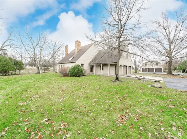 32179 Walker Rd, Avon Lake, OH 44012