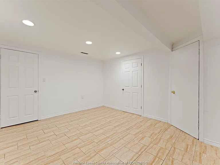 9347 Tamarack St — Photo 29