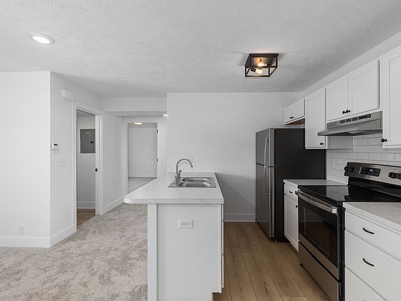 5th image of 4161 Lake Michigan Dr NW
