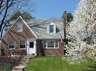 604 Seville St, Philadelphia, PA 19128