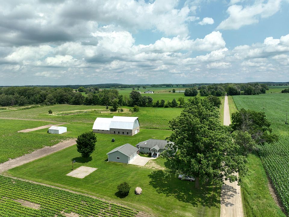 358 Monroe Rd, Blanchard, MI 49310 MLS 23025608 Zillow