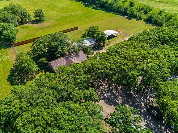 3rd image of 544 County Road 3324