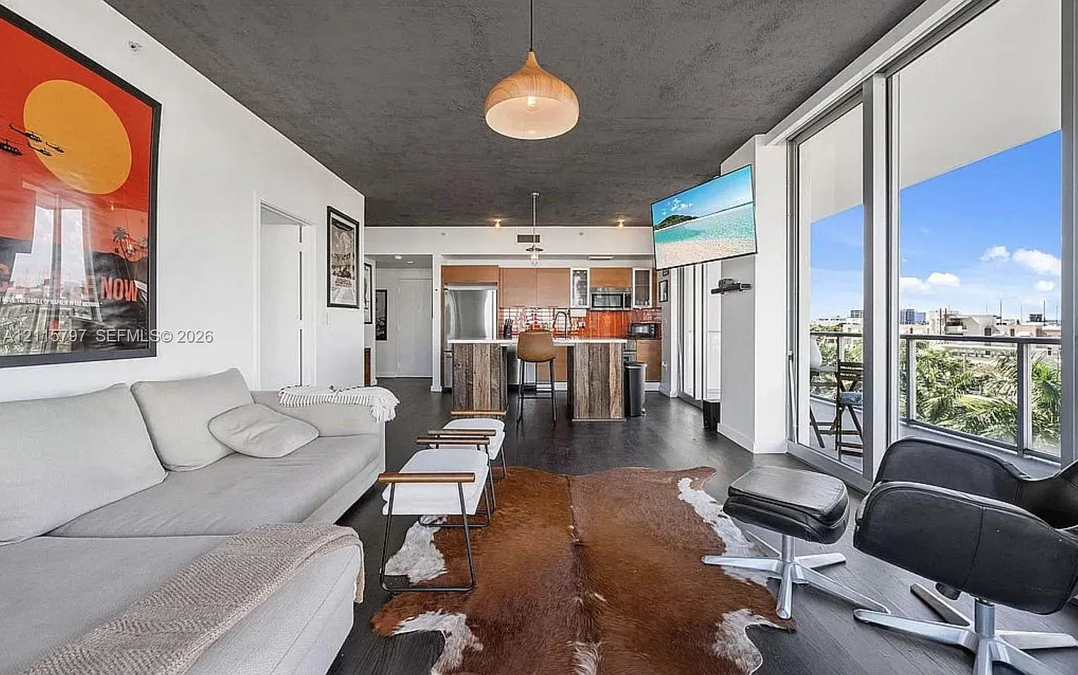 Two Midtown Miami Condo — Photo 2